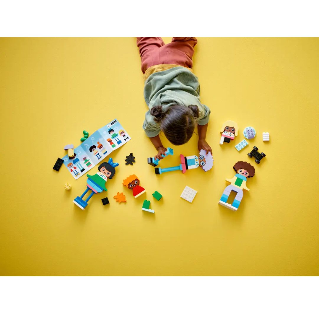 10423 LEGO Duplo - Persone da costruire con grandi emozioni